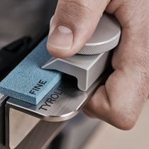 Tyrolit Elastikfeilen Fine Anwendung Edelstahlwinkel TYROLIT Life Elastikfeilen Fine und Edelstahlwinkel zum Skikanten schärfen Anwendung