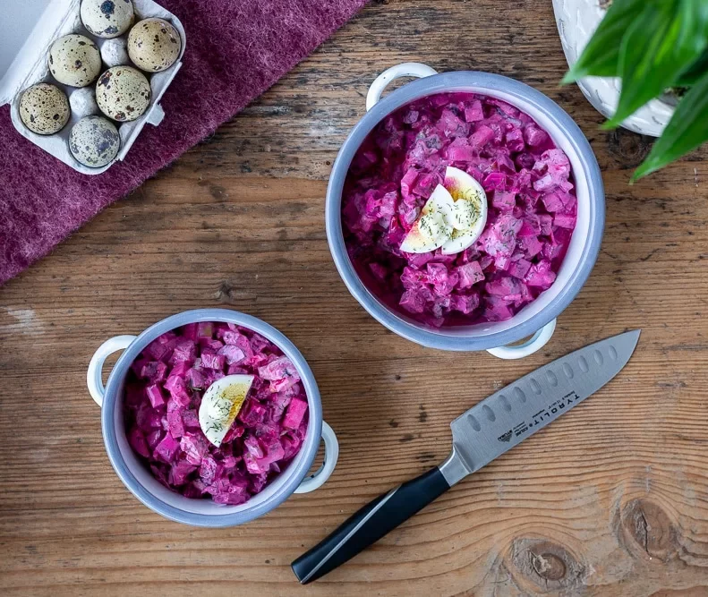 TYROLIT Life Iceline Santokumesser Heringsalat mit Roter Bete