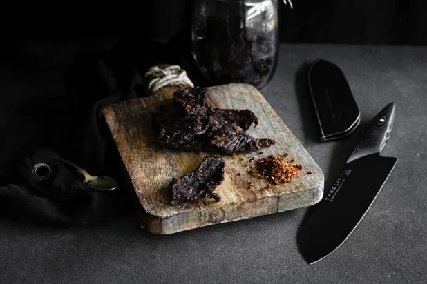 TYROLIT Life Beef Jerky Darkline Fly Wheel Cut TYROLIT Life Beef Jerky Darkline Fly Wheel Cut