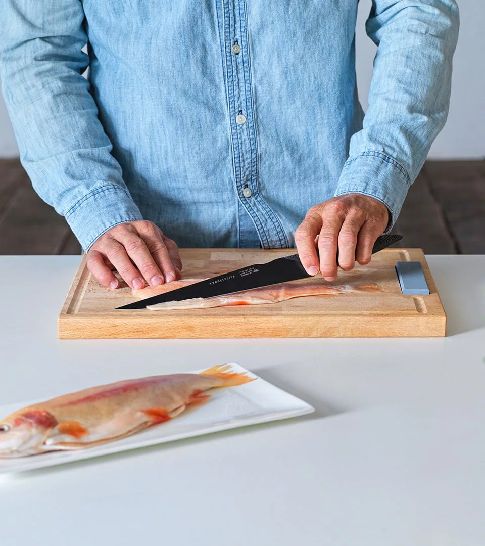 Tyrolit Filet Cut TYROLIT Life Darkline Filet Cut Messer filetieren