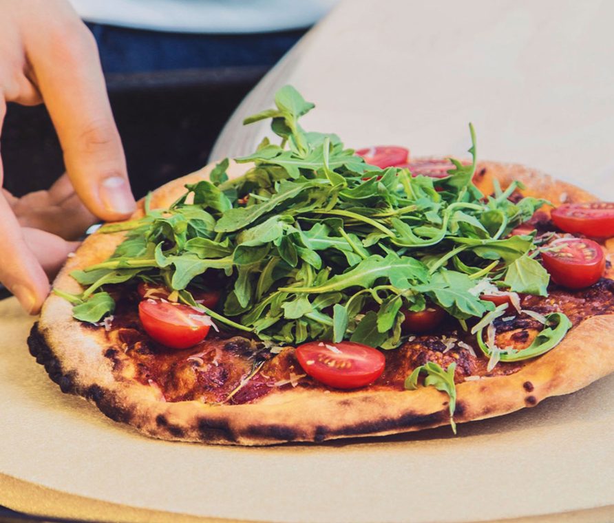 Wie benutze ich einen Pizzastein richtig? Wie benutze ich einen Pizzastein richtig?
