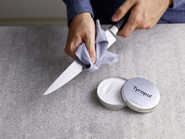 Messer pflegen und reinigen – 12 Tipps vom Tiroler Messerprofi! Messer pflegen und reinigen – 12 Tipps vom Tiroler Messerprofi!