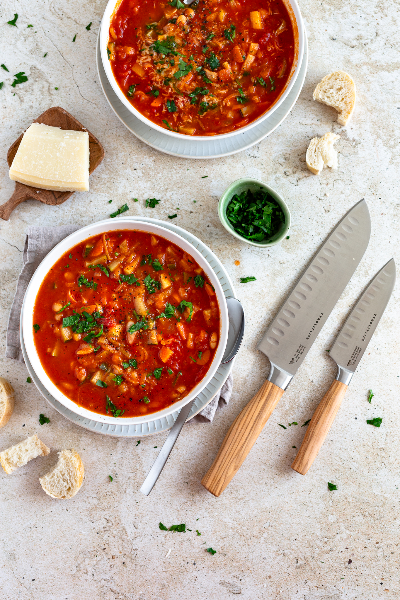 tyrolitlife-oliveline-messer-santoku-kochen